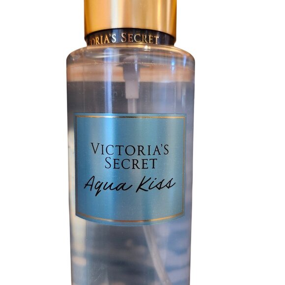 Victoria’s Secret Aqua Kiss Fragrance Mist 8.4 oz Fresh Body Spray New - Picture 2 of 11